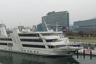 Lake Biwa with the Michigan Cruiser